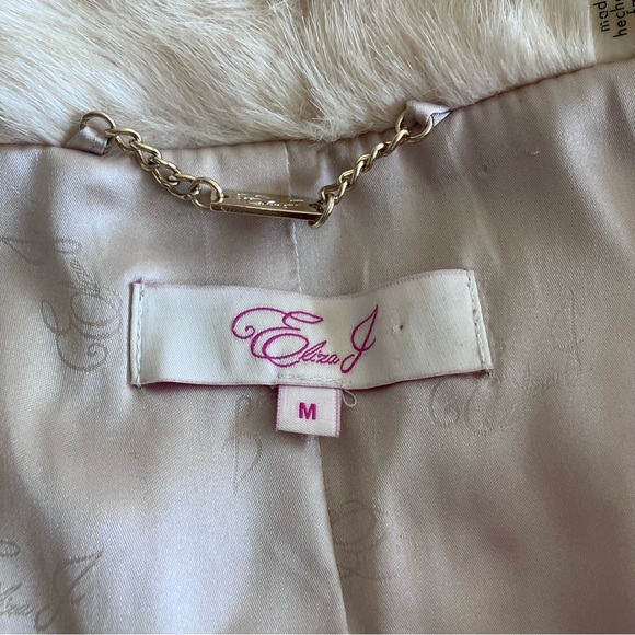 Like New Eliza J cream faux fur coat - Picture 8 of 12